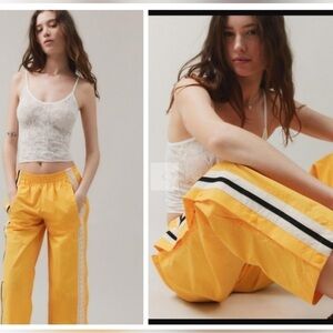 URBAN OUTFITTERS BDG Jess Nylon Track Break Away Yellow Sporty Pants New